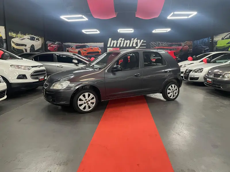 Chevrolet LT 1.0 (Flex)