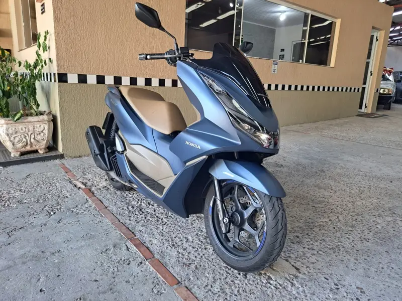 Honda PCX 160 DLX ABS