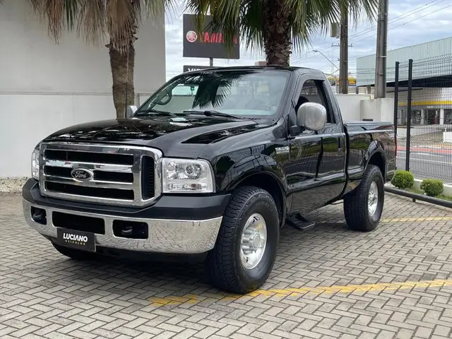 Carro Ford F-250 2005 F250 XLT 4.2 Turbo (Cab Simples)