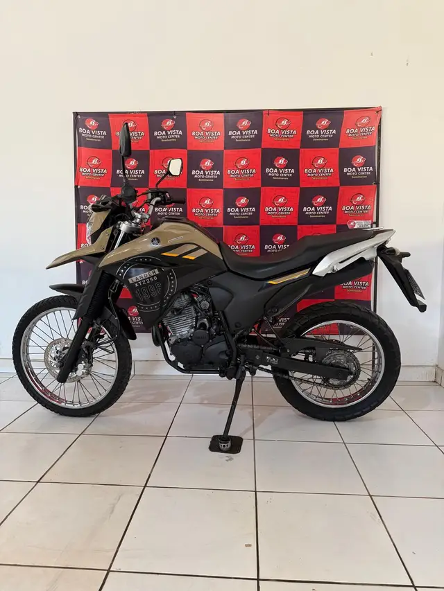 Carro Yamaha XTZ 250 Lander 2023 ABS