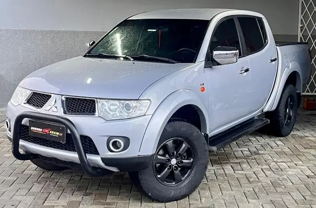 Carro Mitsubishi L200 Triton Sport 2013 3.5 V6 (Flex) (Aut)