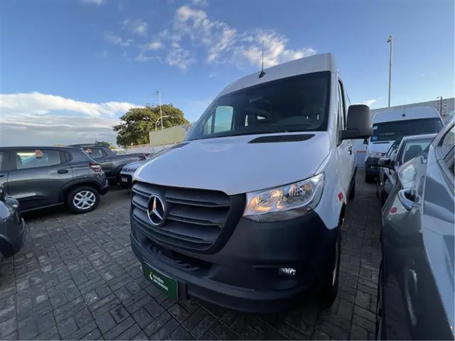 Carro Mercedes-Benz Sprinter 2024 417 Furgão L.T.A. Diesel (E6)