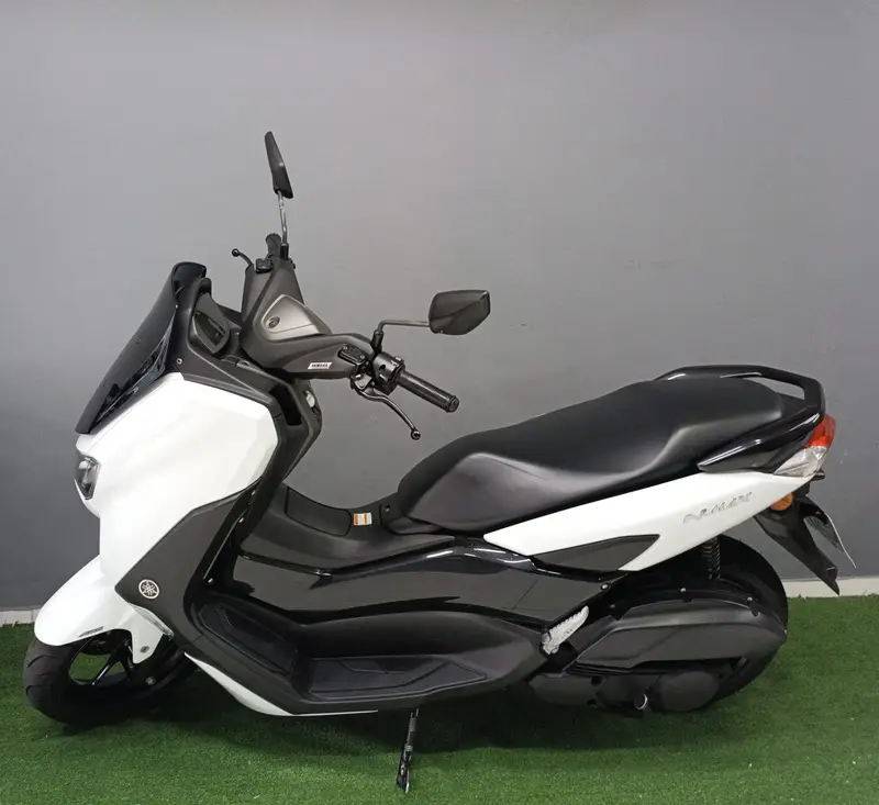 Yamaha NMax 160 ABS