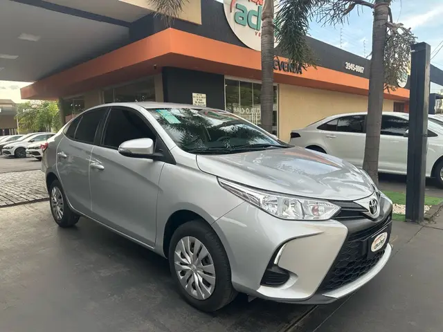 Carro Toyota Yaris Sedan 2025 XL 1.5 (Flex) (Aut)