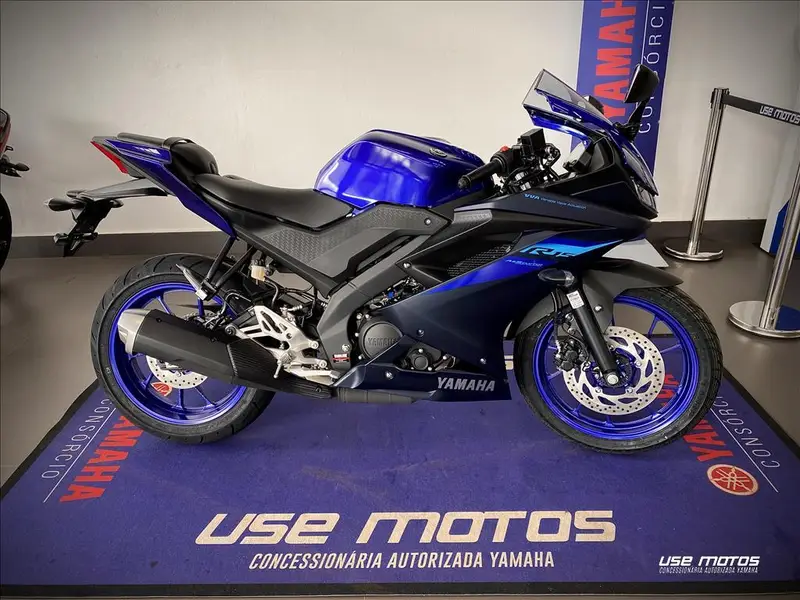 Yamaha YZF R15 ABS
