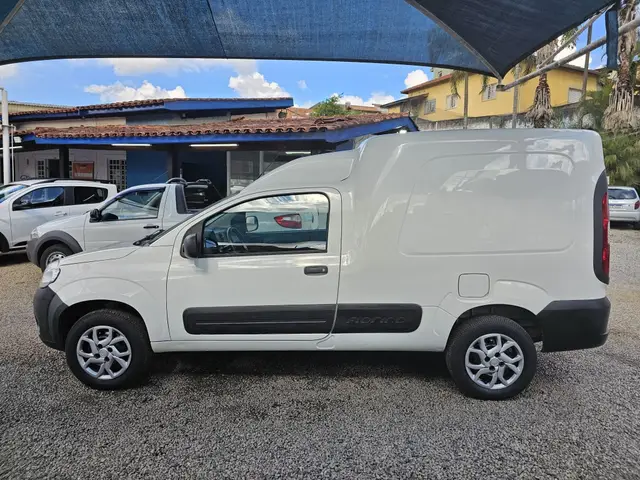 Carro Fiat Fiorino 2021 Endurance 1.4