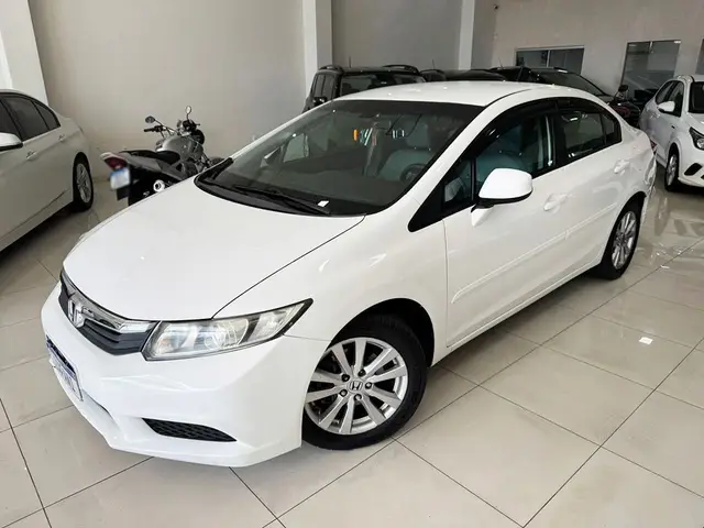 Carro Honda Civic 2014 New  LXS 1.8 16V i-VTEC (Aut) (Flex)