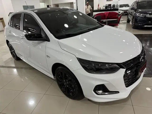 Carro Chevrolet Onix 2023 1.0