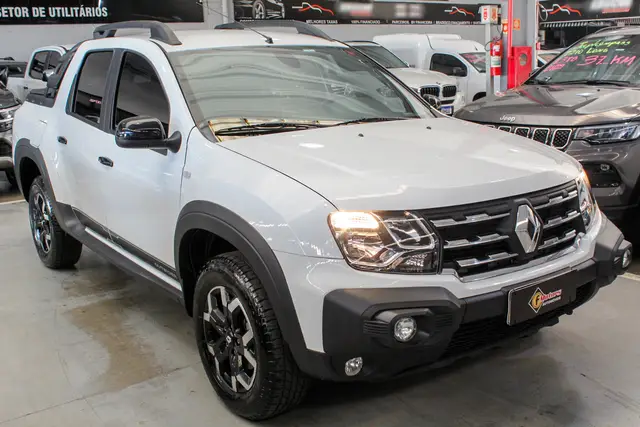 Carro Renault Oroch 2025 Outsider 1.3 (Flex) (Aut.)