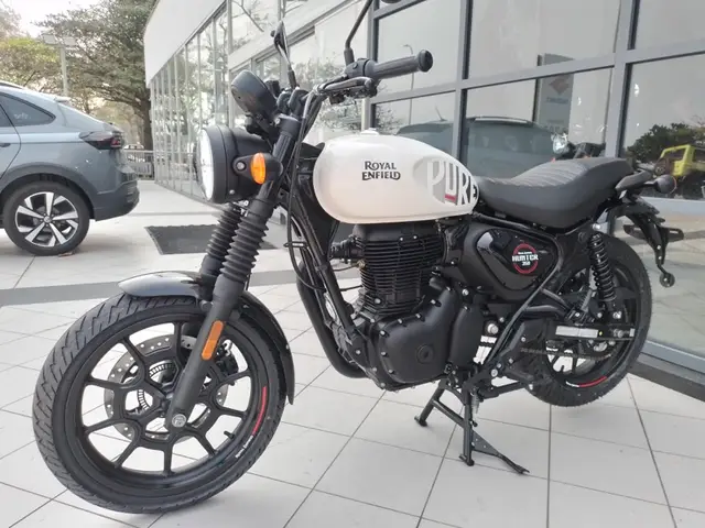 Carro Royal Enfield Hunter 350 2025 Dapper