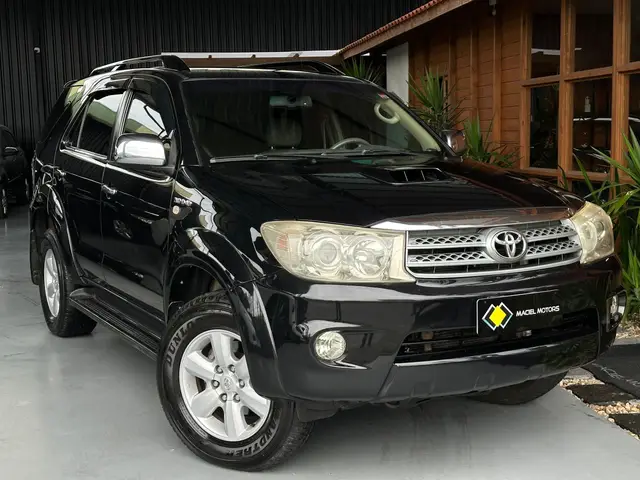 Carro Toyota Hilux SW4 2009 SRV 4x4 3.0 Turbo (aut)