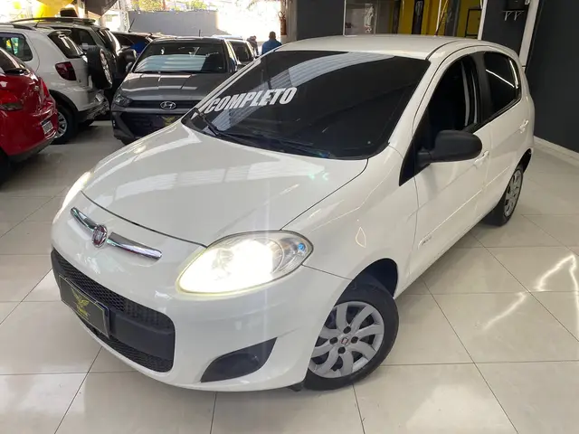 Carro Fiat Palio 2015 Attractive 1.0 Evo (Flex)
