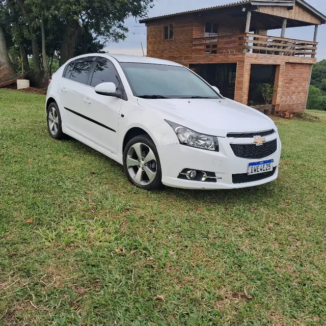 Carro Chevrolet Cruze Sport6 2014 LT 1.8 16V Ecotec (Flex)