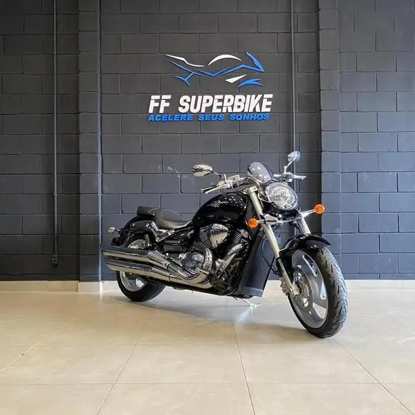 Carro Suzuki Boulevard 2015 M1500R