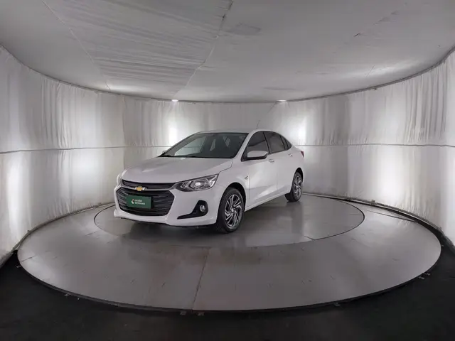 Carro Chevrolet Onix Plus 2024 LT 1.0
