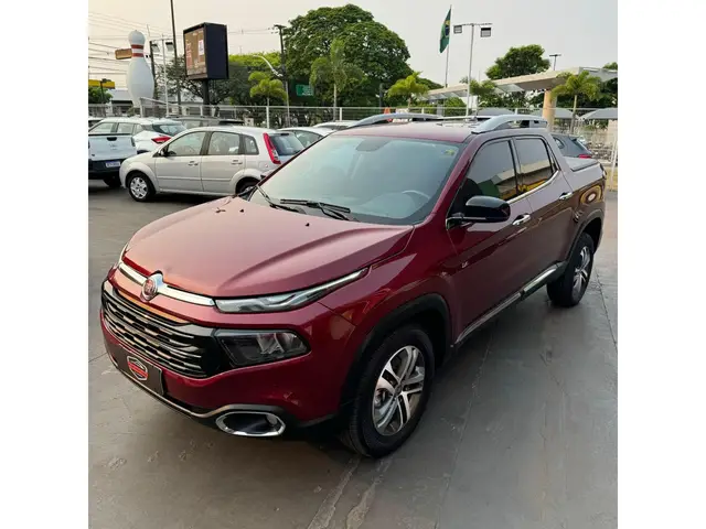 Carro Fiat Toro 2019 Volcano 2.4 AT9 4x2 (Flex)