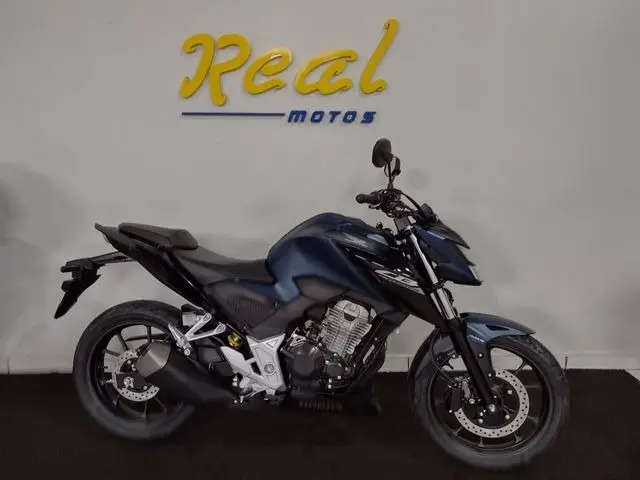 Moto Honda CB 300F Twister 2025 (ABS)
