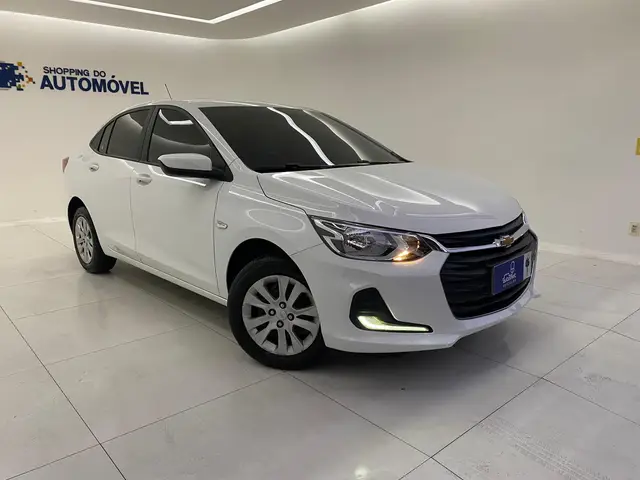 Carro Chevrolet Onix Plus 2023 LT 1.0 Turbo