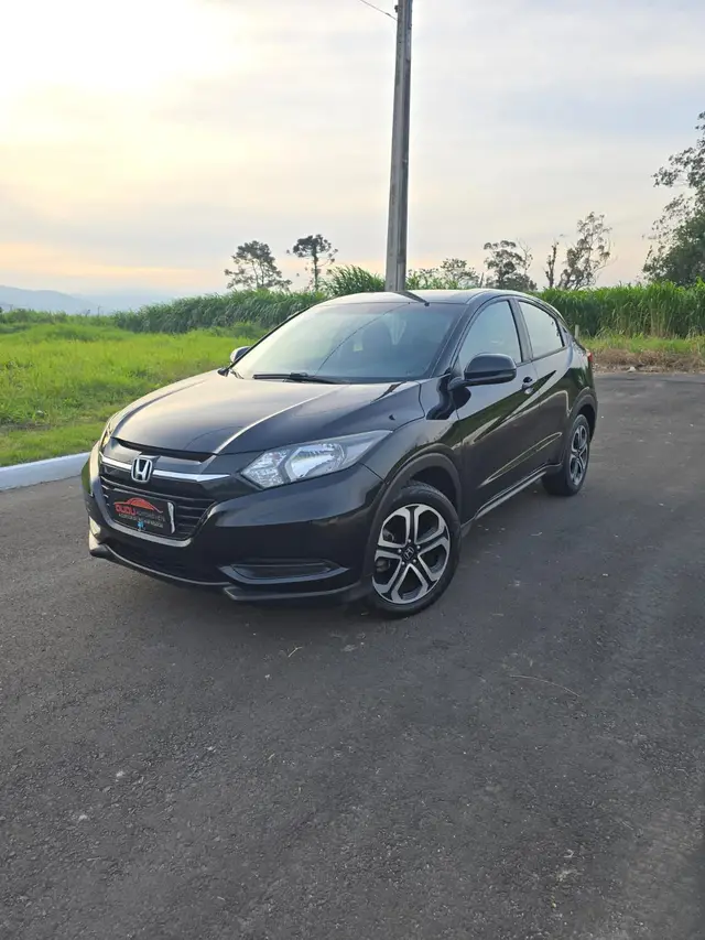 Carro Honda HR-V 2016 LX 1.8 I-VTEC FlexOne