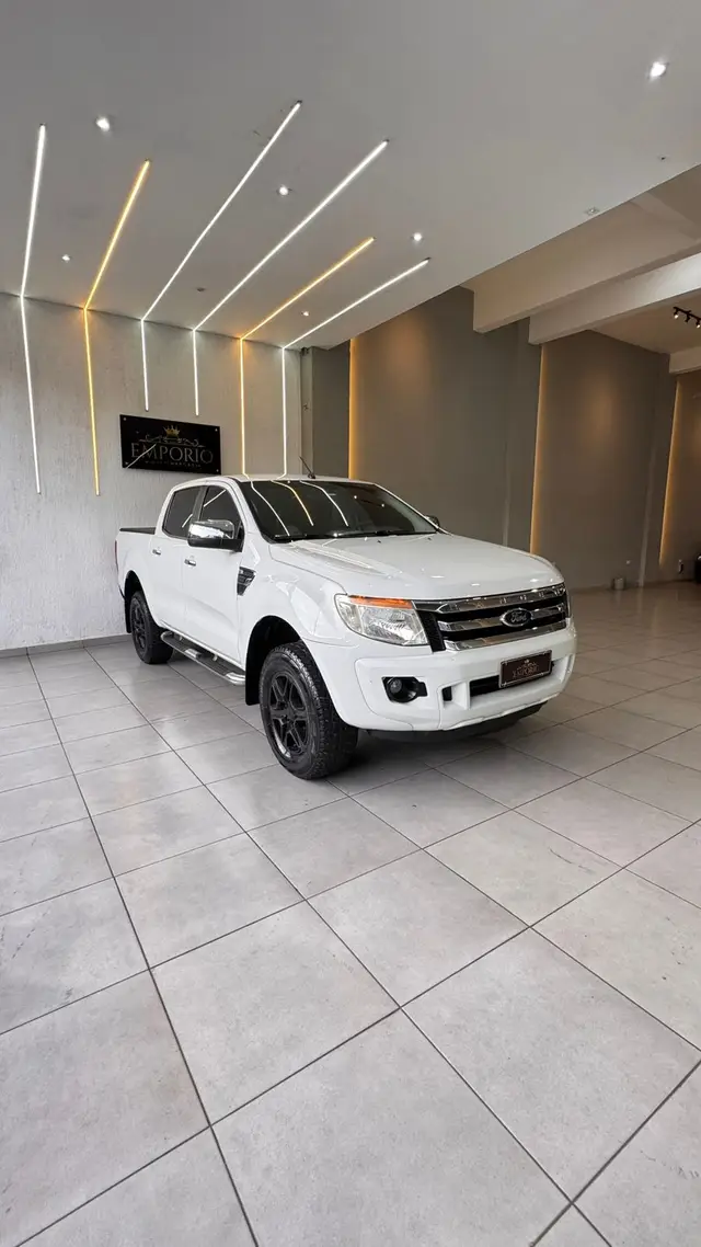 Carro Ford Ranger Cabine Dupla 2015 Ranger 2.5 Flex 4x2 CD XLT