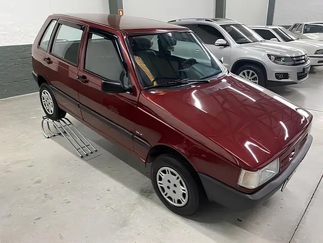 Carro Fiat Uno Mille 1995 ELX 1.0
