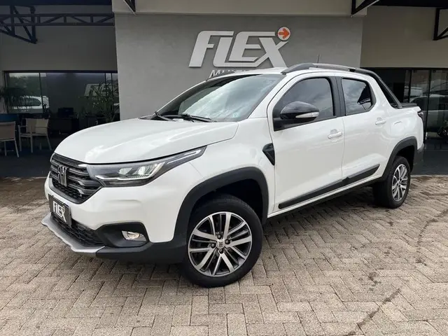 Carro Fiat Strada 2024 Volcano 1.3 Cabine Dupla
