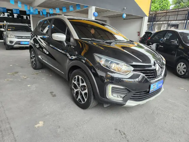 Carro Renault Captur 2021 BOSE 1.6 16v SCe CVT (Flex)