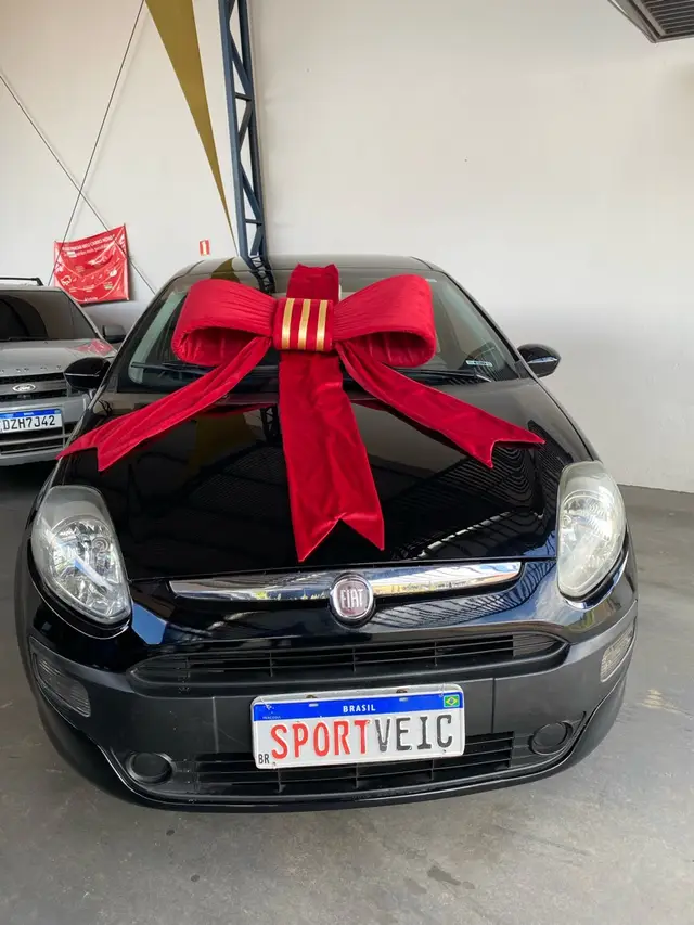 Carro Fiat Punto 2013 Attractive 1.4 (Flex)