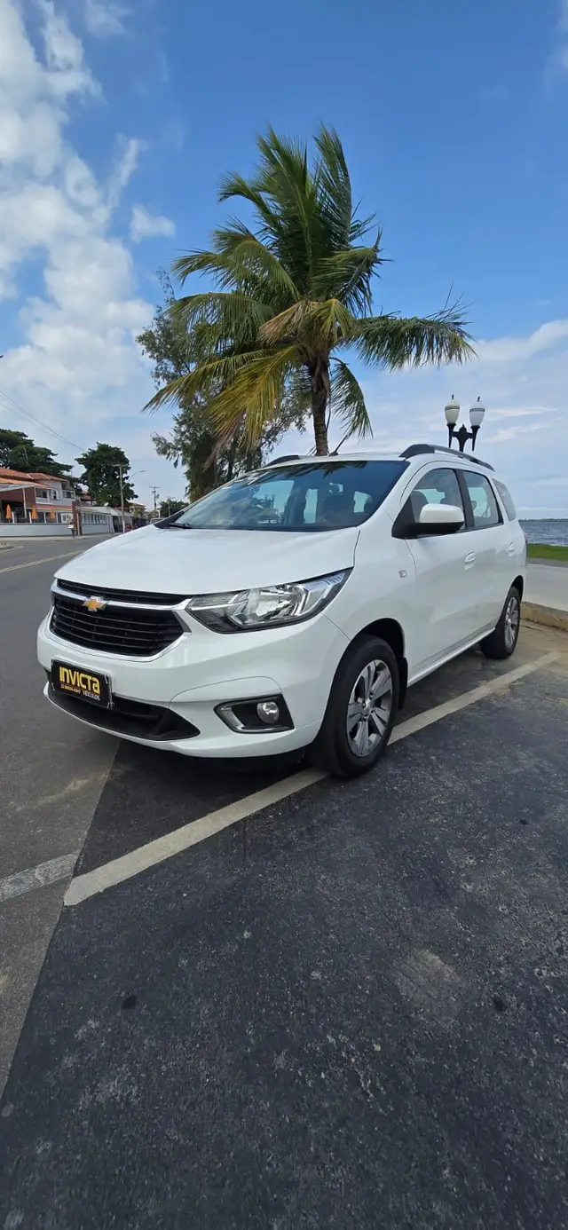 Carro Chevrolet Spin 2024 Premier 1.8 (Aut.)