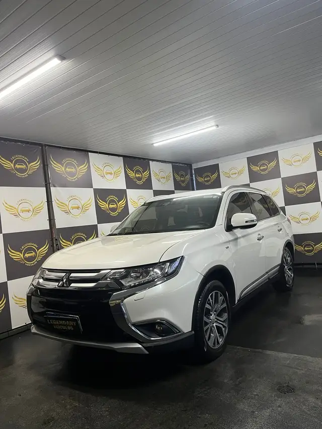Carro Mitsubishi Outlander 2018 3.0 V6 GT Top 4WD