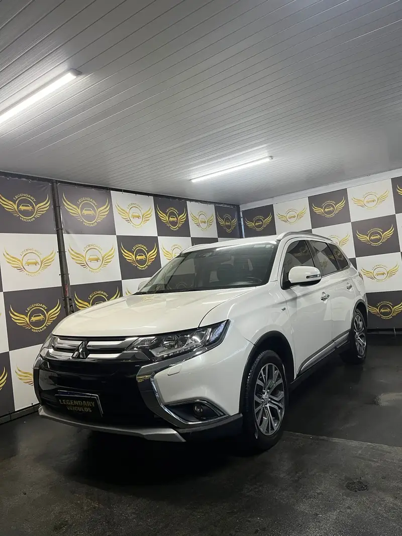 Mitsubishi Outlander 3.0 V6 GT Top 4WD