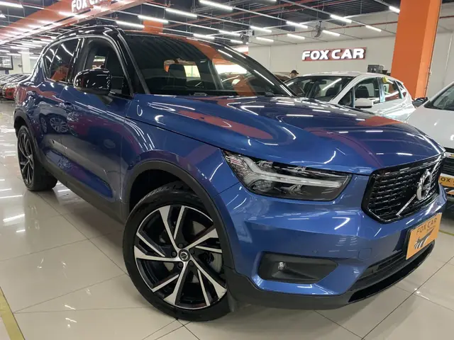 Carro Volvo XC40 2020 2.0 T5 R-Design AWD