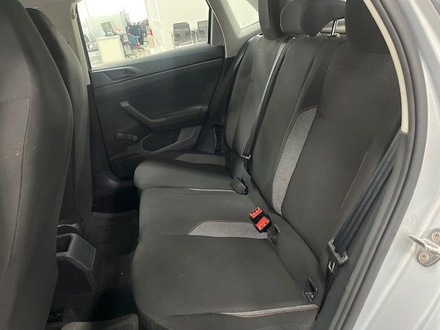 Polo Track 1.0 Flex 12V 5p
