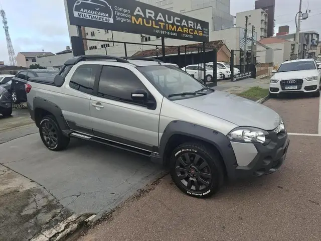 Carro Fiat Strada 2019 Adventure 1.8 16V (Flex) (Cabine Dupla)