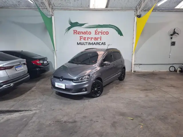 Carro Volkswagen Fox 2019 1.6 MSI Connect (Flex)