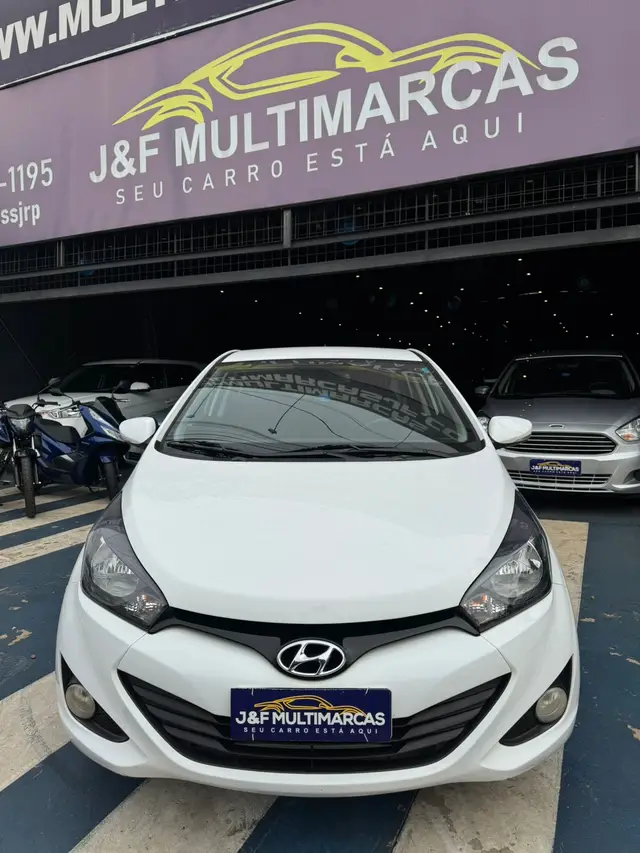 Carro Hyundai HB20S 2014 1.6 Comfort Plus (Flex)