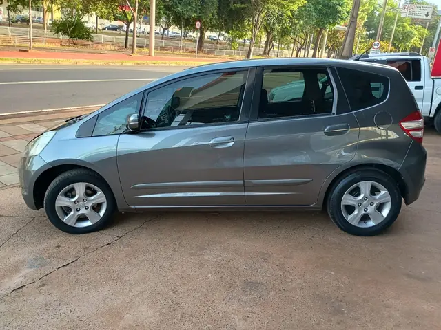 Carro Honda Fit 2009 New  LX 1.4 (flex)