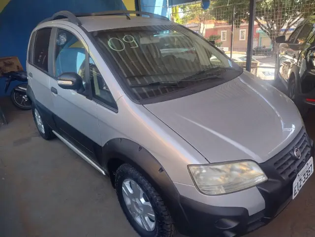 Carro Fiat Idea 2009 Adventure Locker 1.8 (Flex)