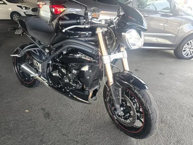 Carro Triumph Speed Triple 2015 1050i (ABS)