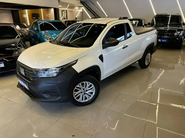 Carro Fiat Strada 2023 Endurance 1.4 Cabine Plus (Flex)