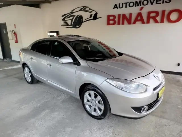 Carro Renault Fluence 2013 2.0 16V Privilege (Aut) (Flex)