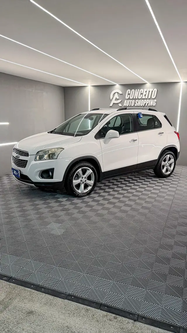 Carro Chevrolet Tracker 2015 LTZ 1.8 16v Ecotec (Aut) (Flex)