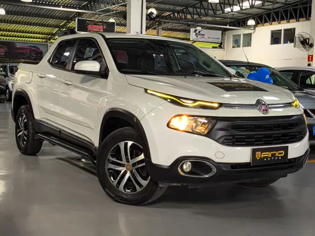 Carro Fiat Toro 2018 Freedom 1.8 AT6 4x2 (Flex)