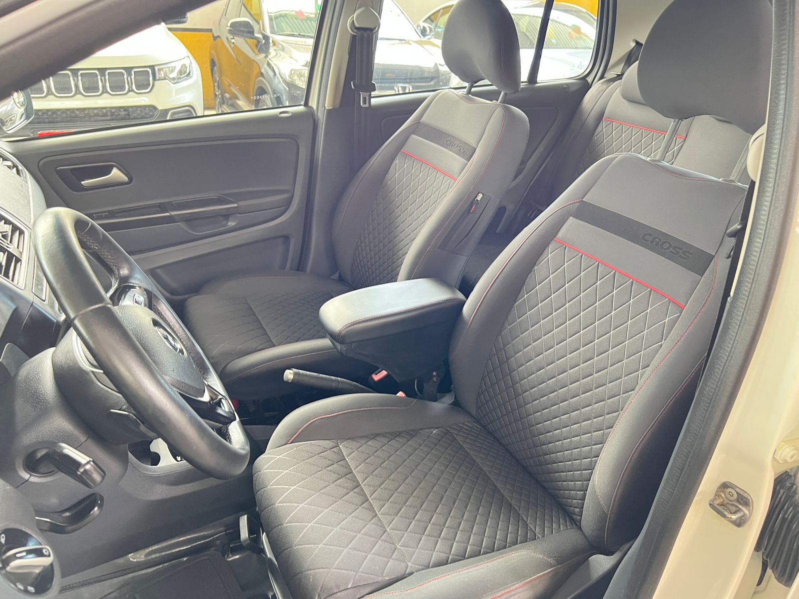 VOLKSWAGEN CROSSFOX
