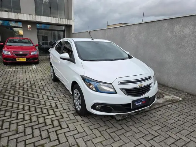 Carro Chevrolet Prisma 2014 1.4 LT SPE/4