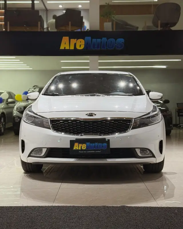 Carro Kia Cerato 2019 SX 1.6 (Aut) (Flex)
