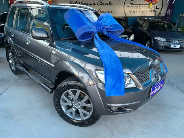 Carro Mitsubishi Pajero TR4 2013 2.0 16V 4x2 (Flex)
