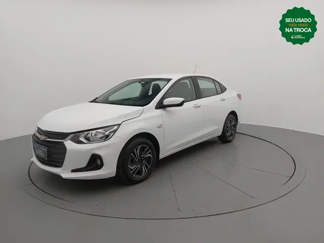 Carro Chevrolet Onix Plus 2024 LT 1.0