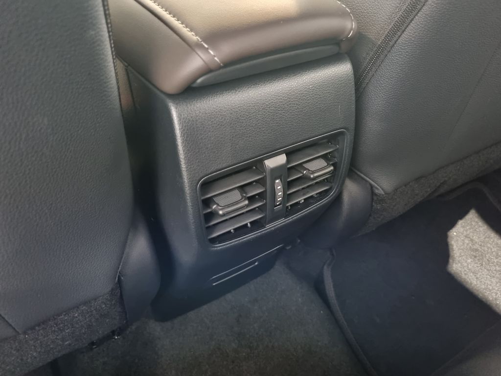 Corolla Cross XRE 2.0