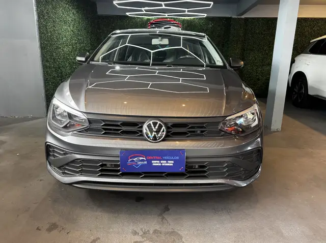 Carro Volkswagen Polo 2024 Track 1.0 Flex 12V 5p